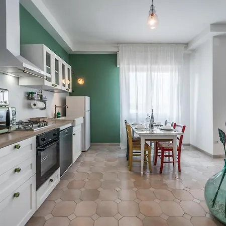 Apartamento Dalla Bruna - Above The Roofs Of The Centre *