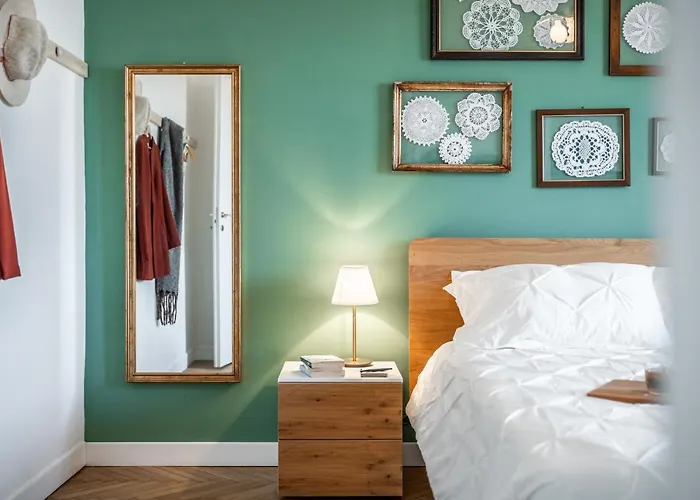 Dalla Bruna - Above The Roofs Of The Centre شقة *